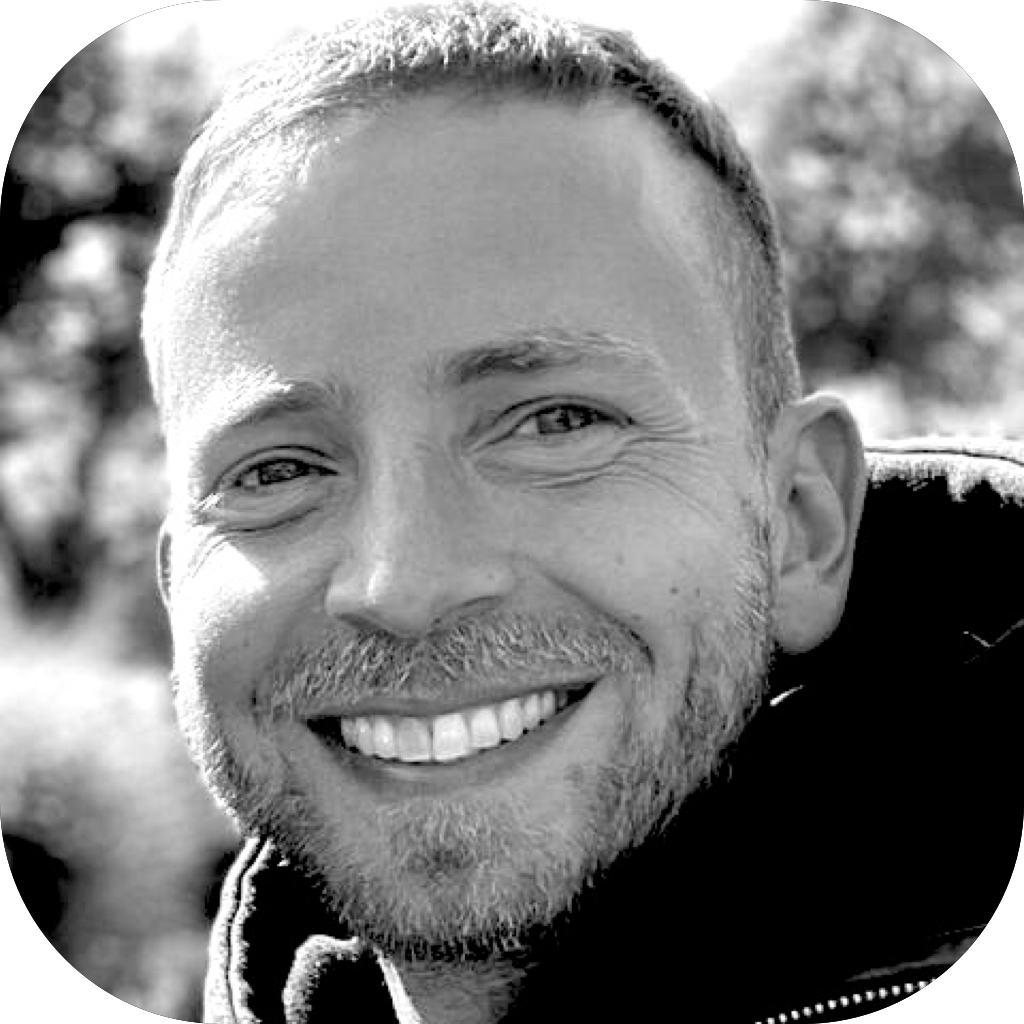 Black-and-white portrait of Nico Zingelmann